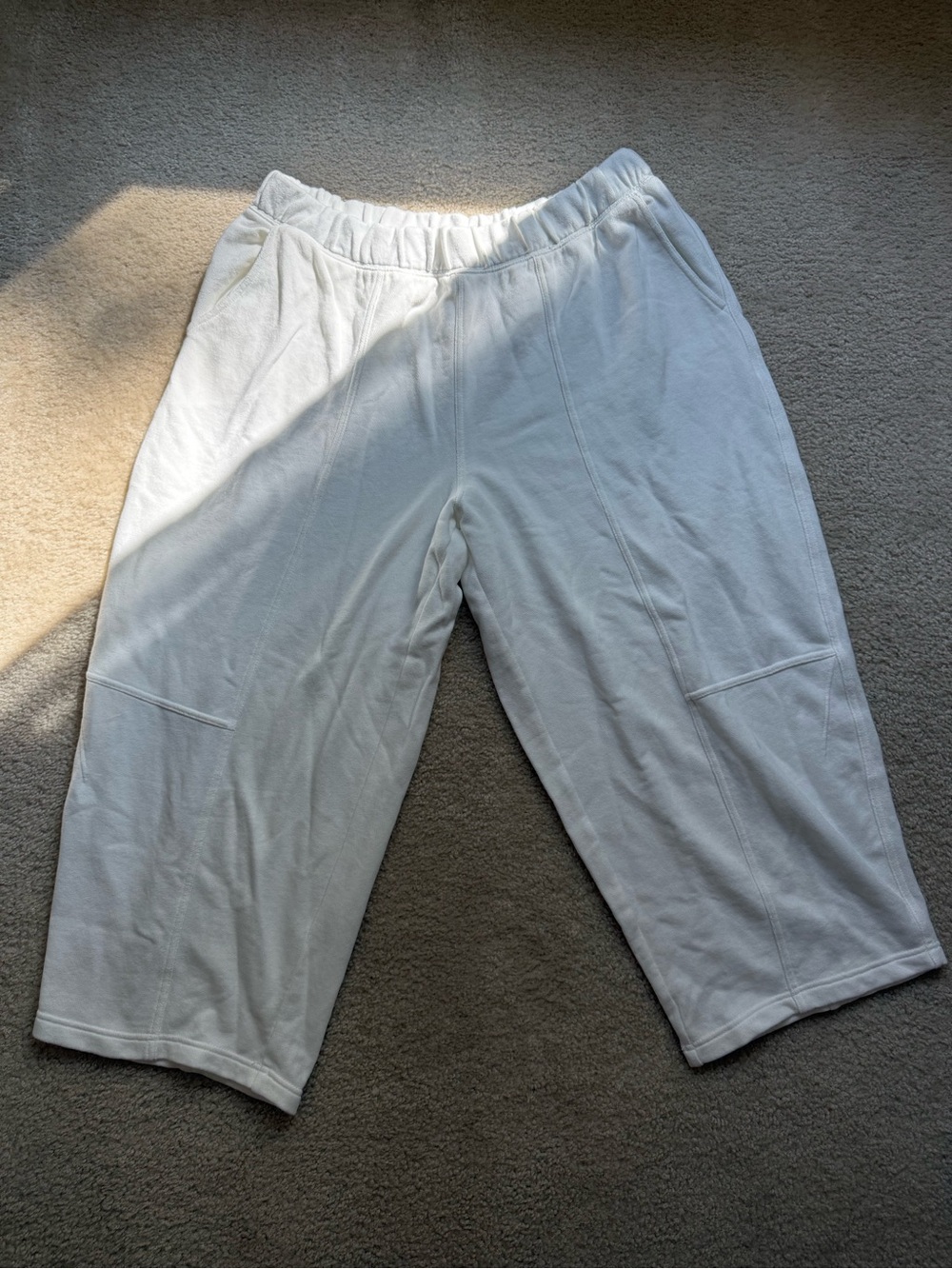Aerie White Barrel Leg Pants NWT
